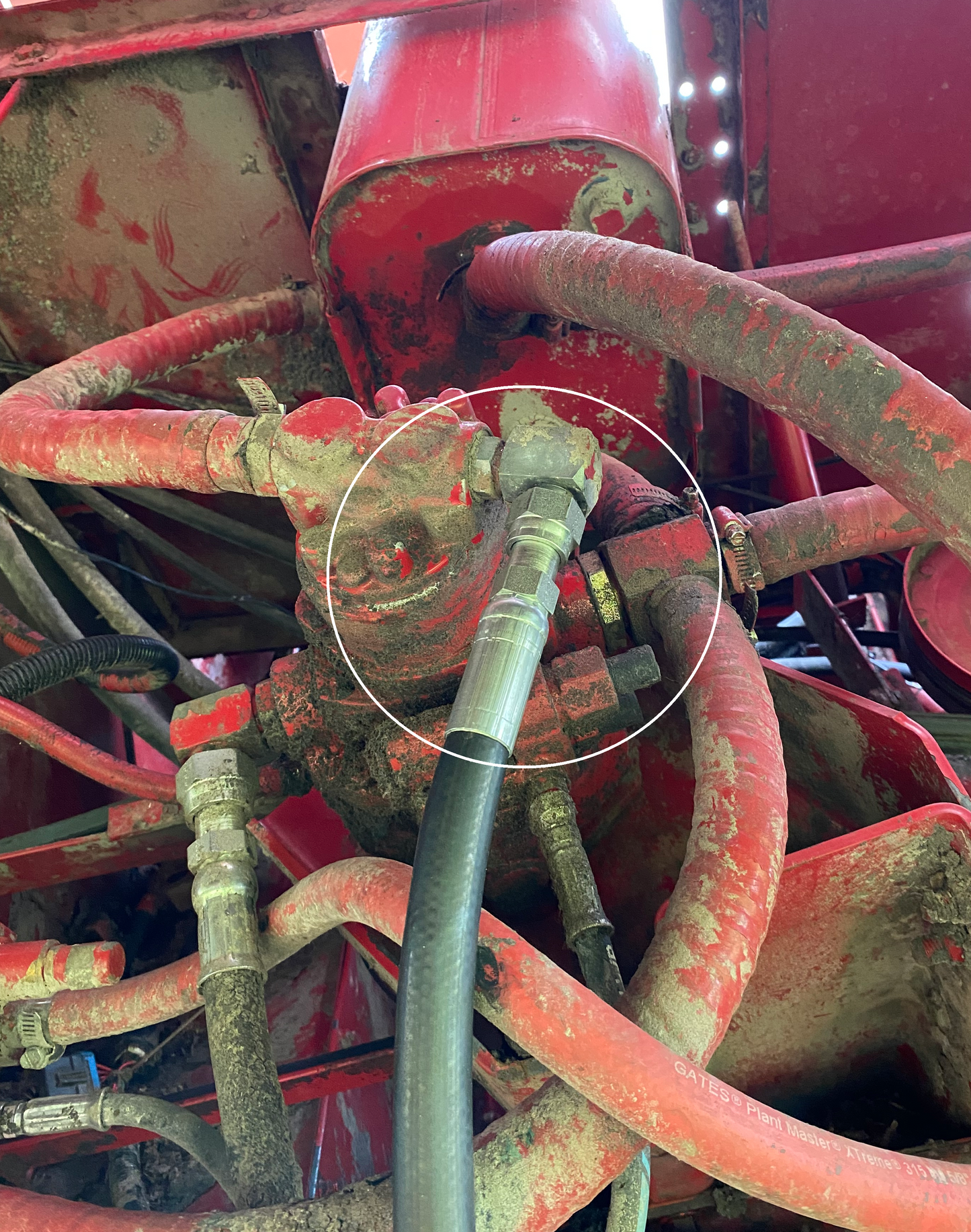 Aux Pump System Hydraulic Hose for Case® Combine Replaces 127990A1 Models 2144 2166 2188 2344 2366 2377 23808 +