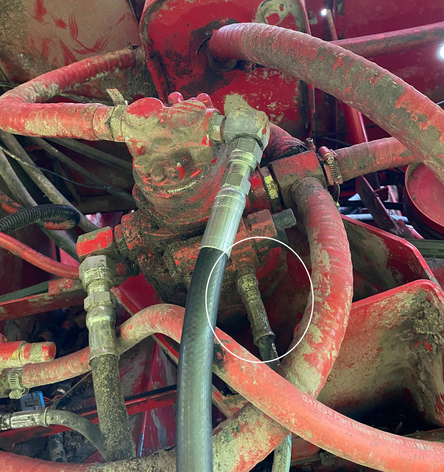 Aux Pump System Hydraulic Hose for Case® Combine Replaces 127993A1 Models 2144 2166 2188